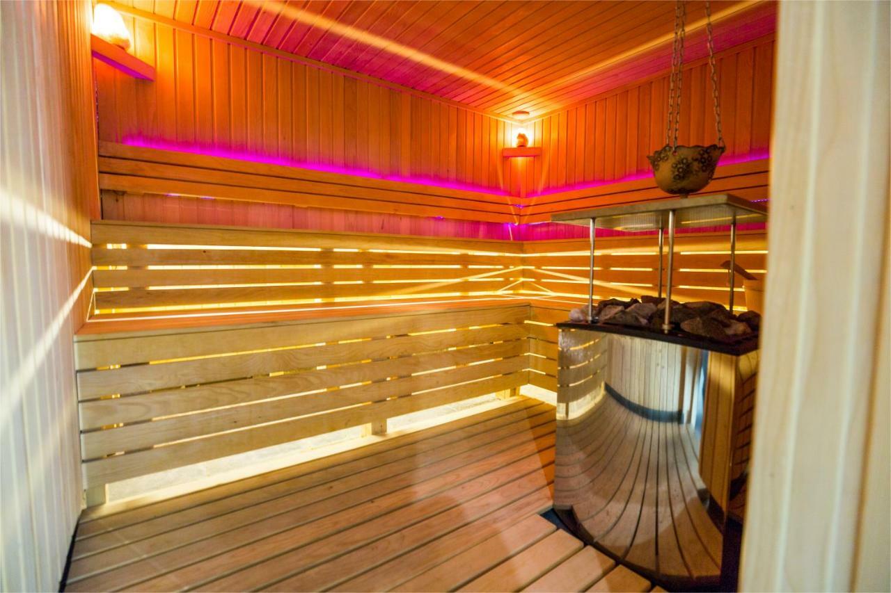 A Hoteli - Hotel Slatina Vrnjačka Banja エクステリア 写真